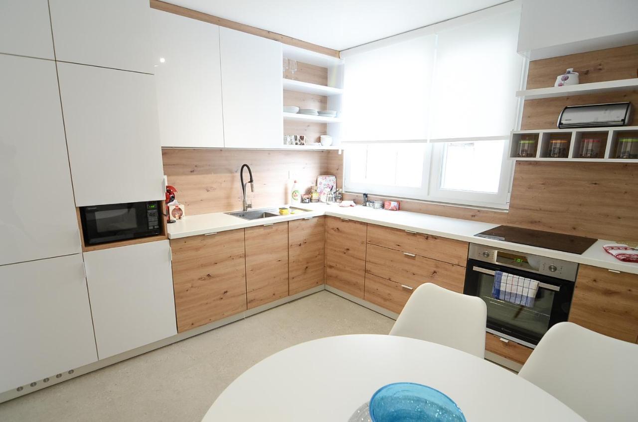 Sunset Square Apartment Сараево Экстерьер фото