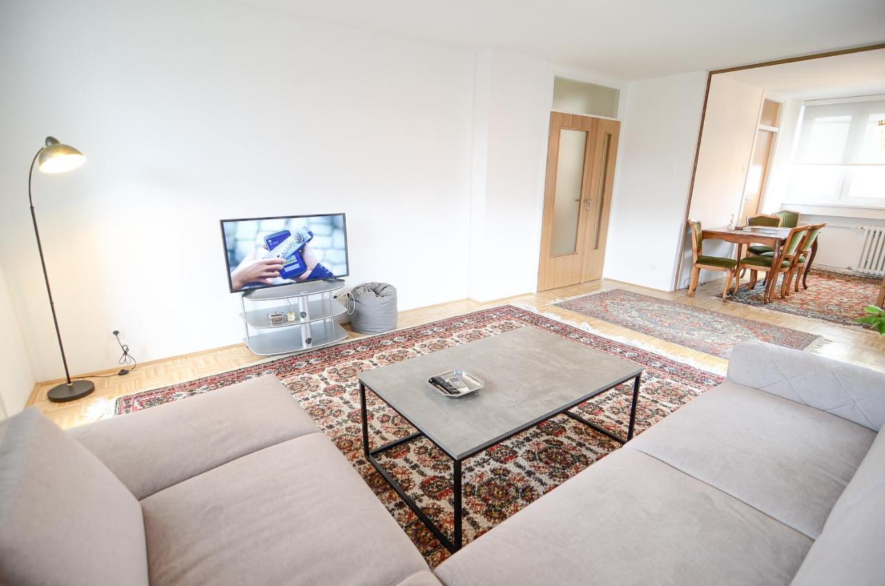 Sunset Square Apartment Сараево Экстерьер фото