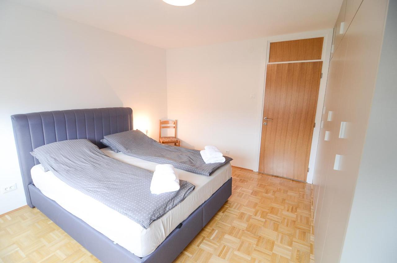 Sunset Square Apartment Сараево Экстерьер фото